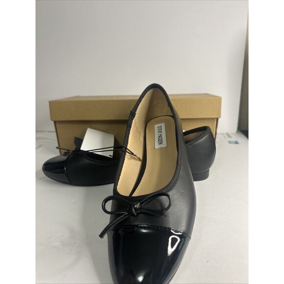 Steve Madden Glossie Black Ladies' Flats Size 9 - Picture 1 of 7